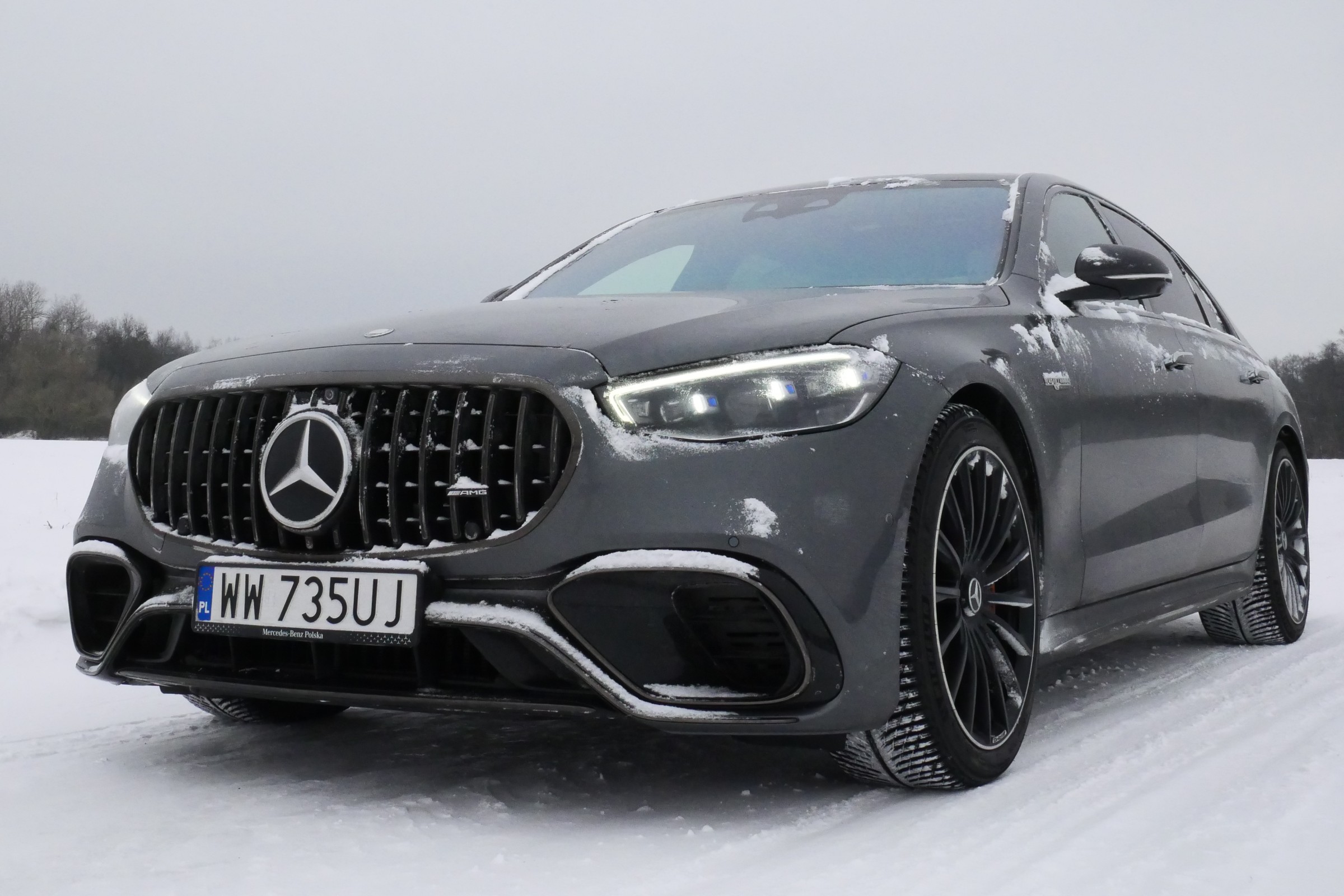 Pożegnałem zimę, testując najmocniejszą S-klasę. Jak 800 KM sprawdza się na śniegu?