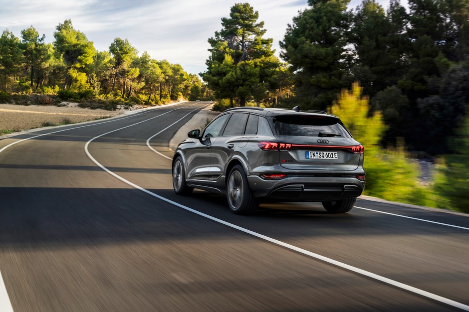 Audi SQ6 e-tron