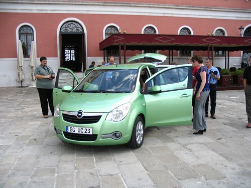 Opel Agila II - Małe jest piękne