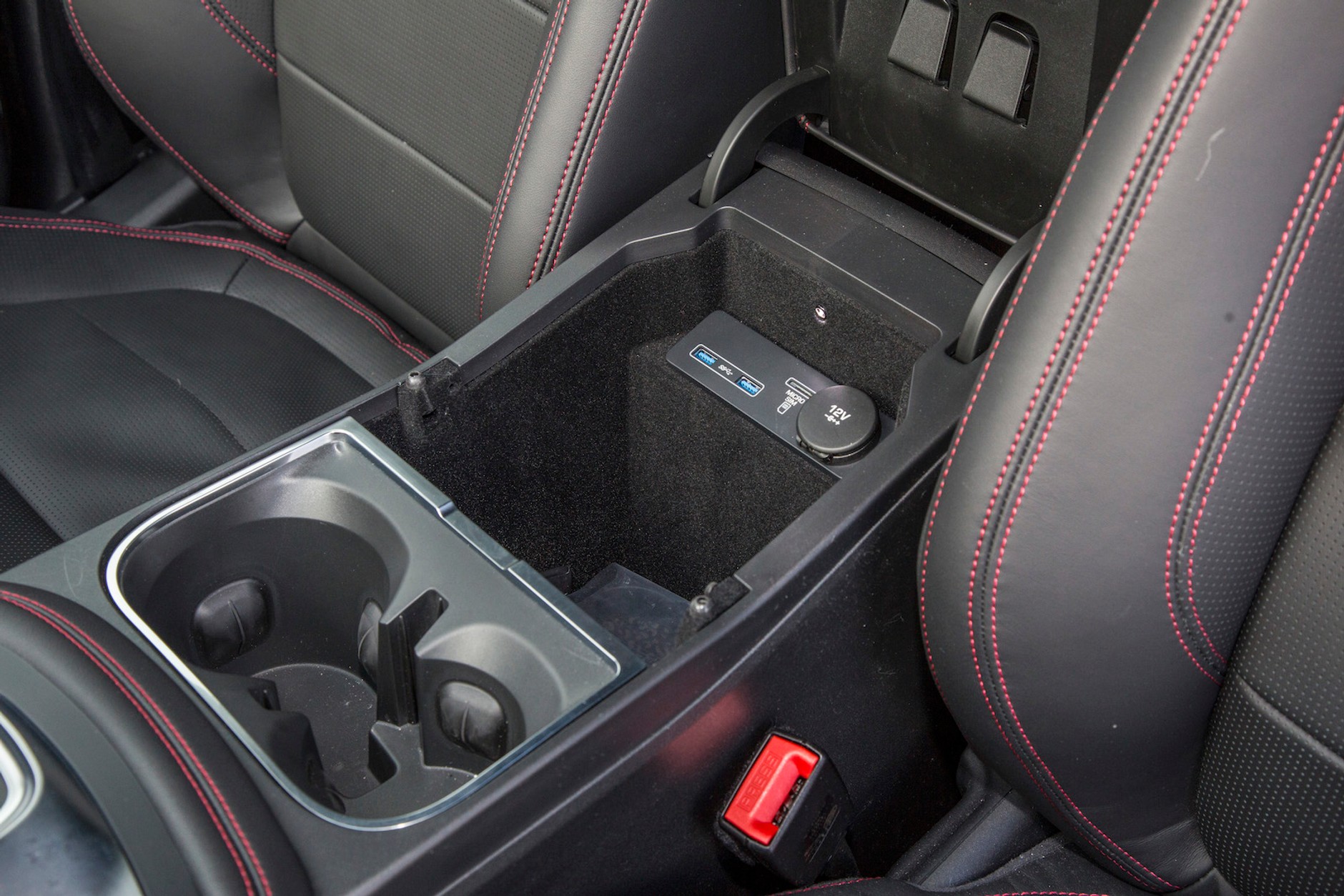 Jaguar E-Pace 2.0 P250 AWD First Edition