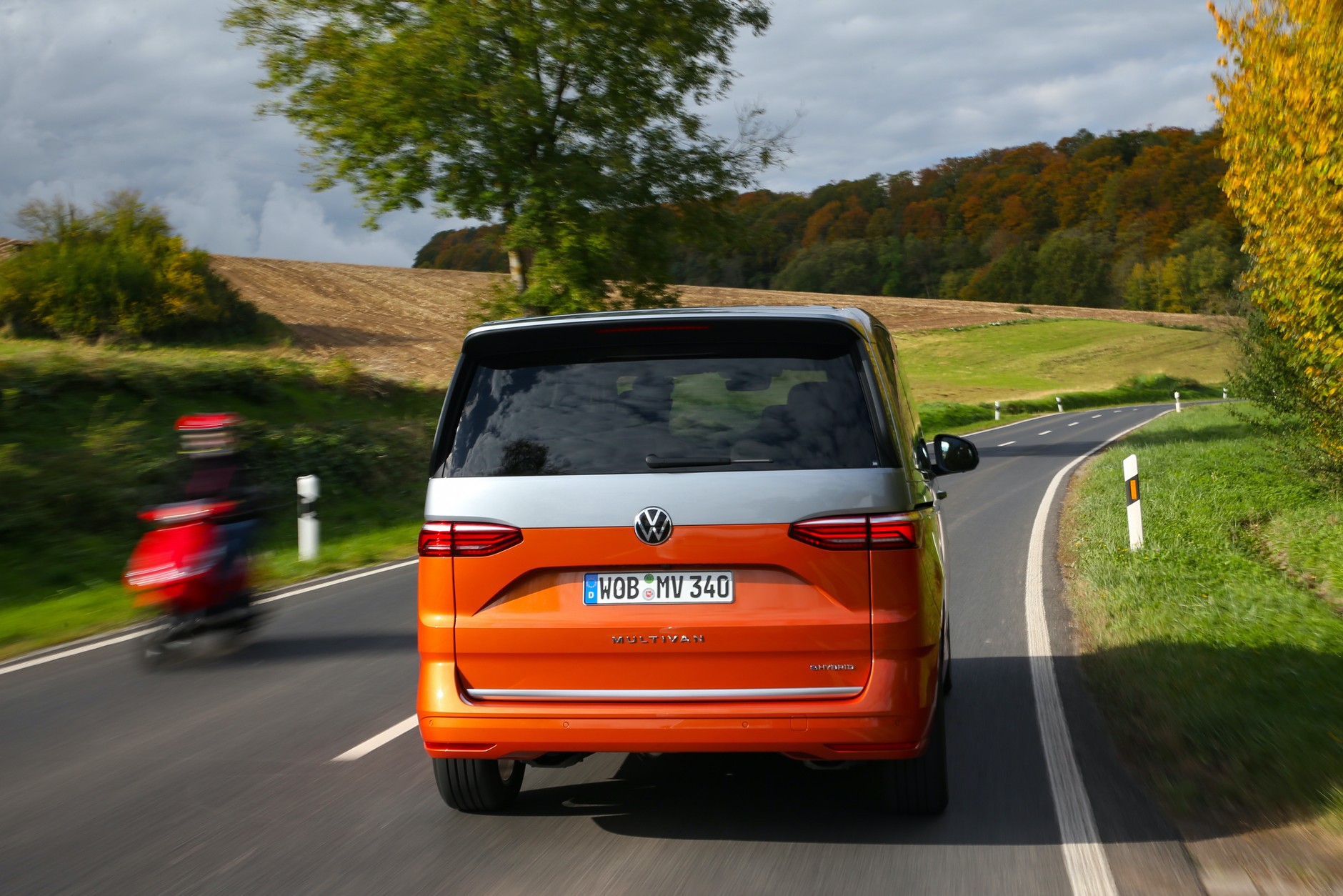 Volkswagen Multivan 2021 I generacja na płycie MQB