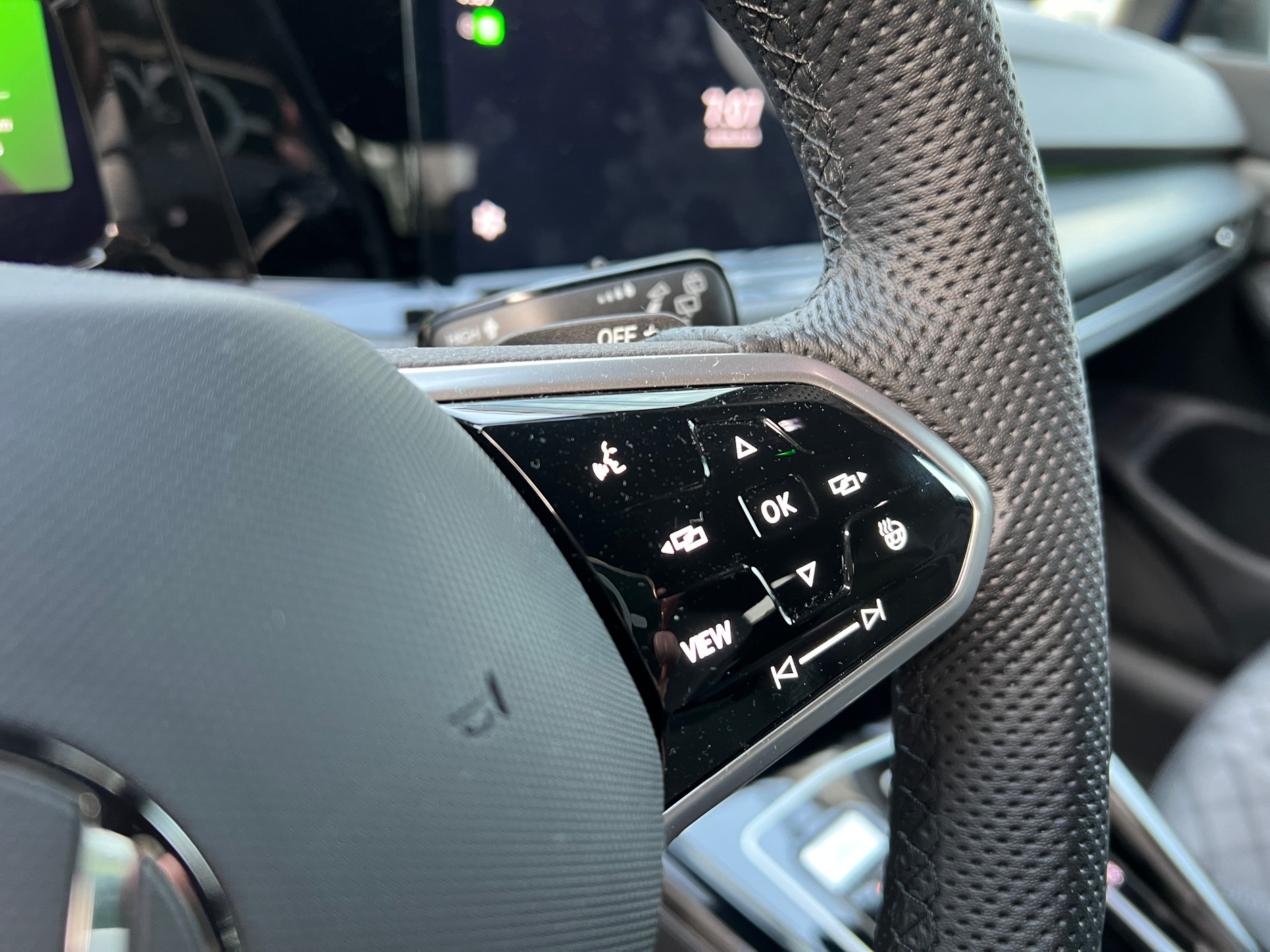 Volkswagen Golf 1.5 eTSI EVO mHEV (2024)