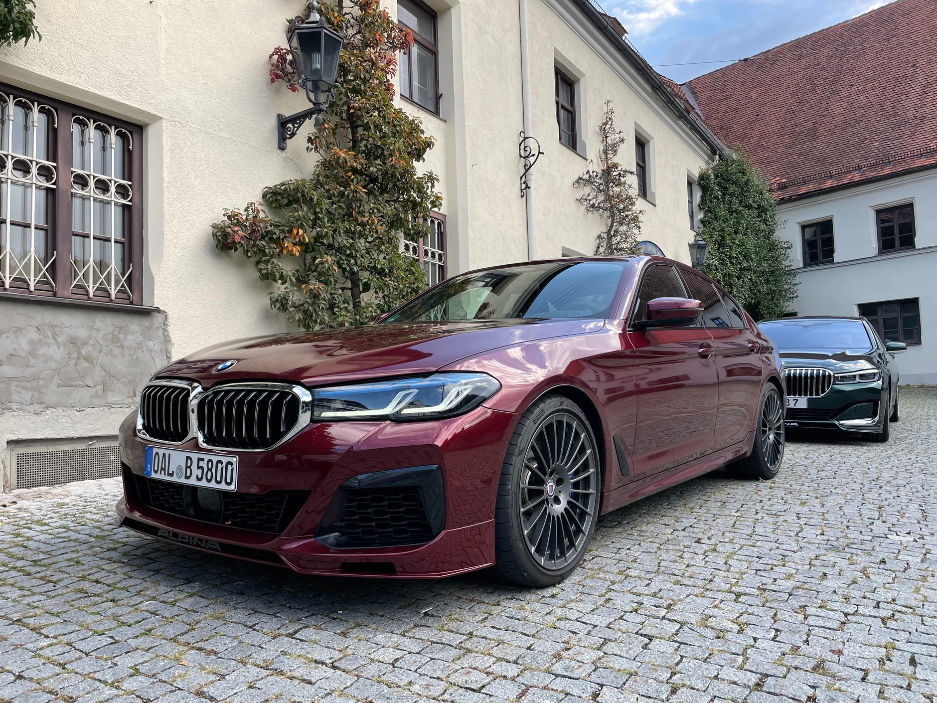 A to Alpina B5, czyli najbardziej sportowy z charakteru model w gamie.