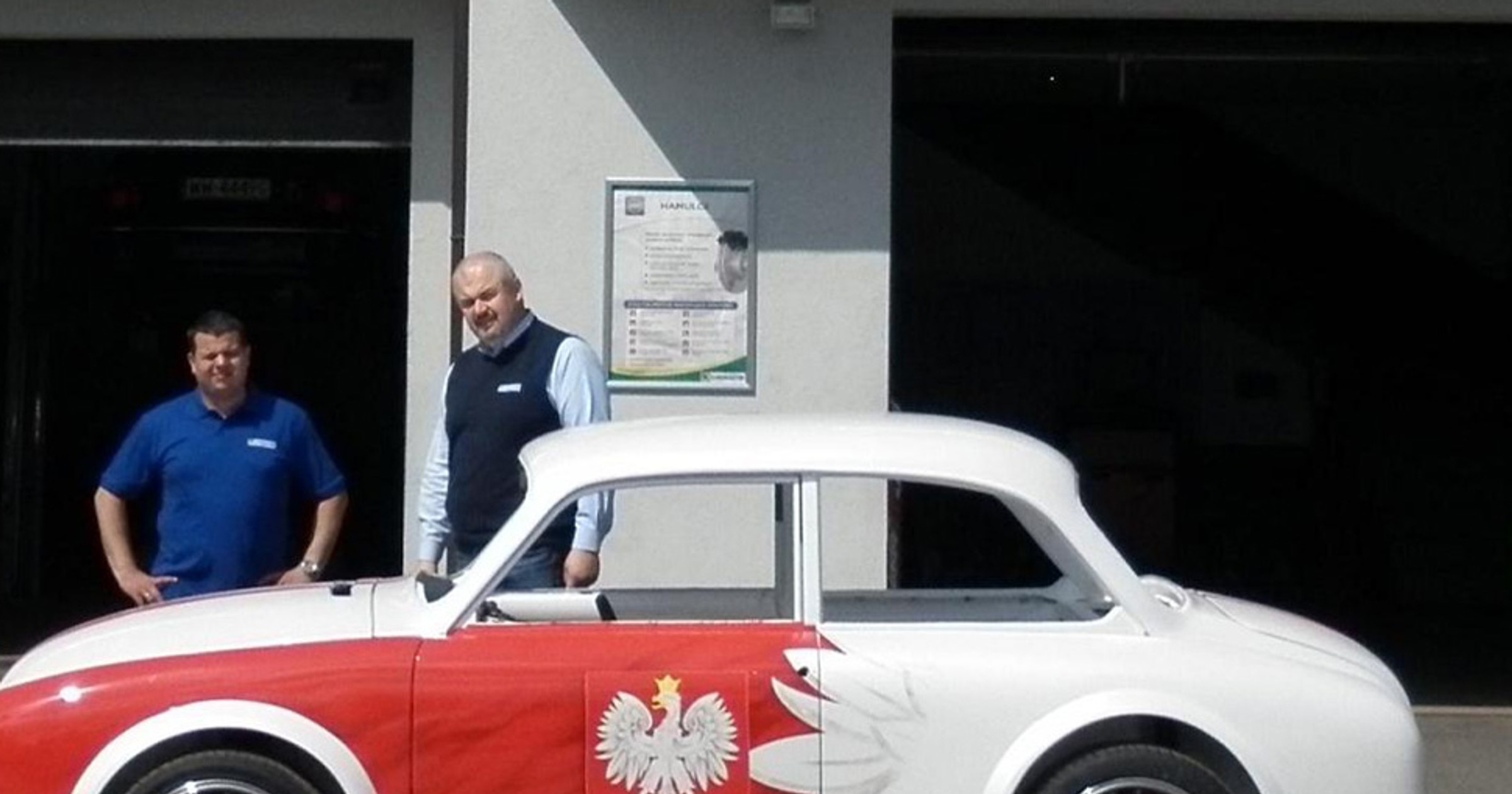 Syrena nieoficjalnym autem Euro 2012