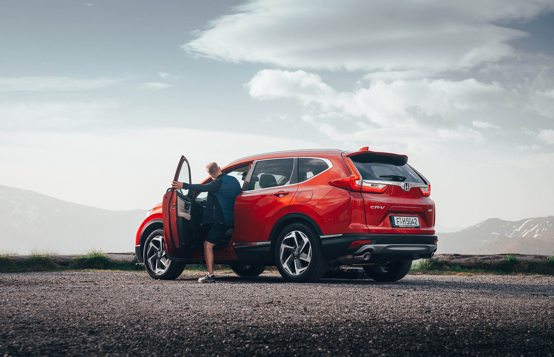 Honda CR-V - już wiemy jak jeździ najnowsza generacja