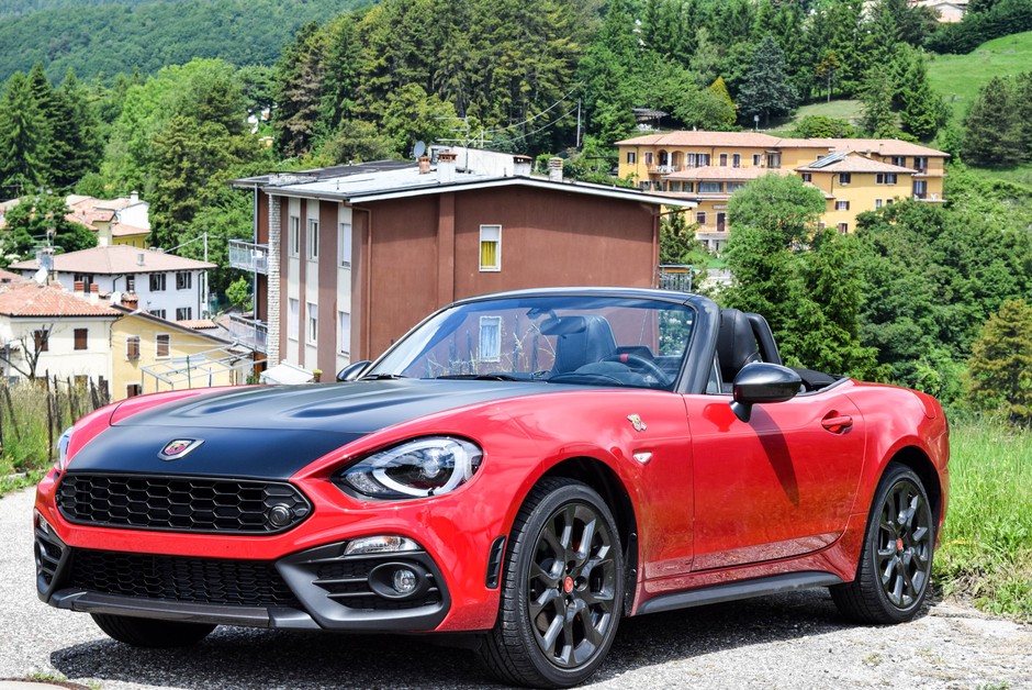 Abarth 124 Spider
