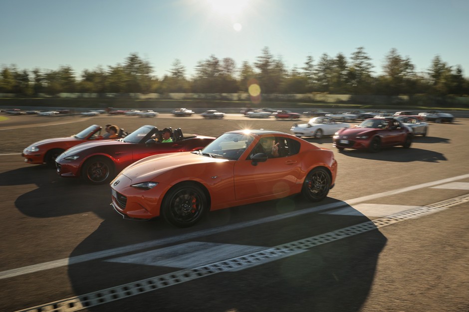 Mazda MX-5 bije rekord Guinnessa