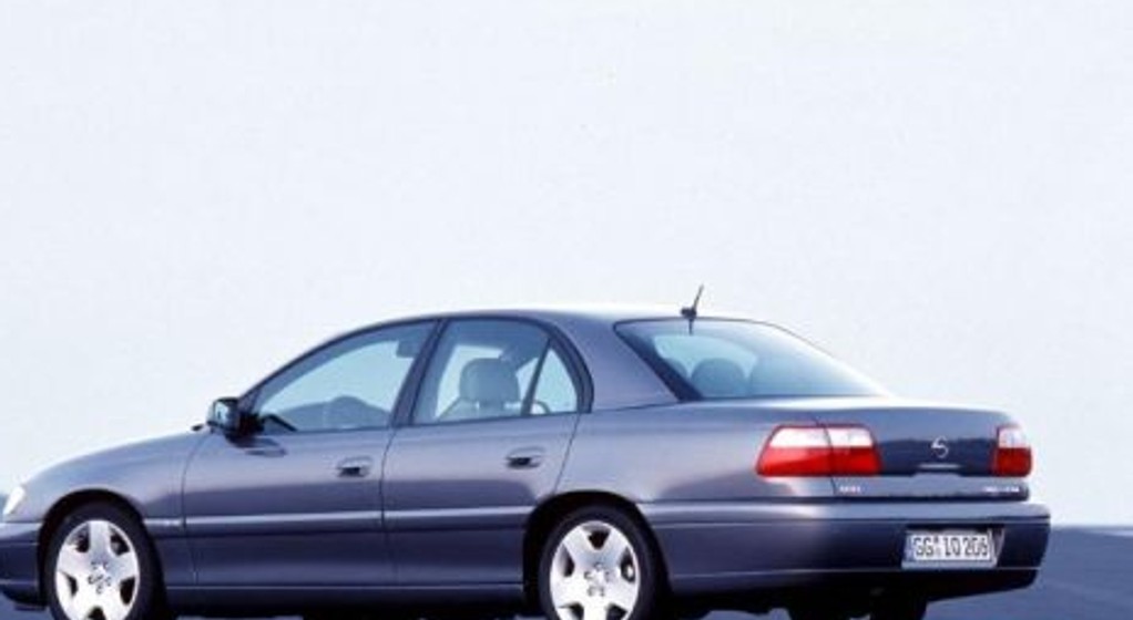 Opel Omega 3.0 V6 Sport - Alfa i Omega