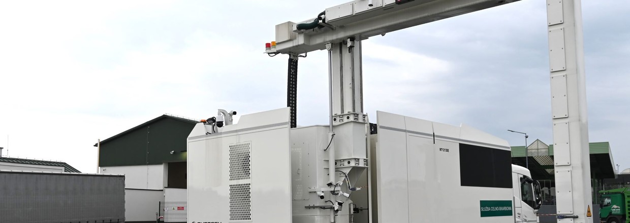 Nowe skanery RTG na przejściu granicznym z Ukrainą. Kontrolują wszystkie pojazdy