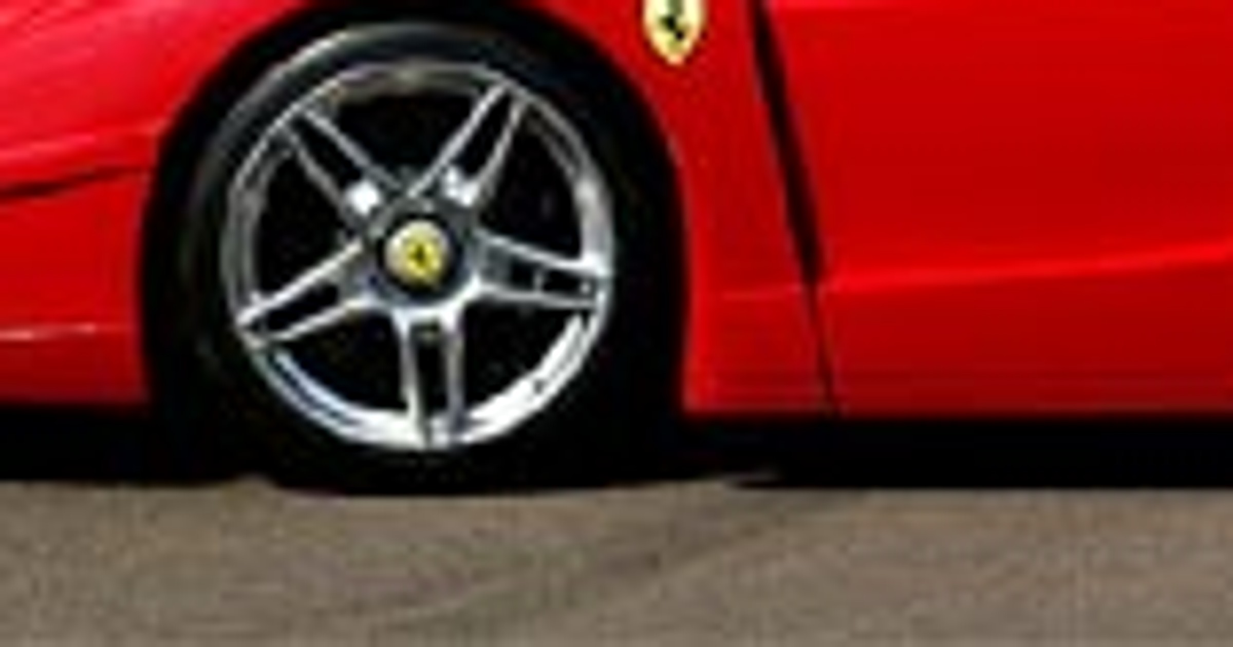 Ferrari insertable 4x4: napęd na wszystkie koła dla szybkich aut