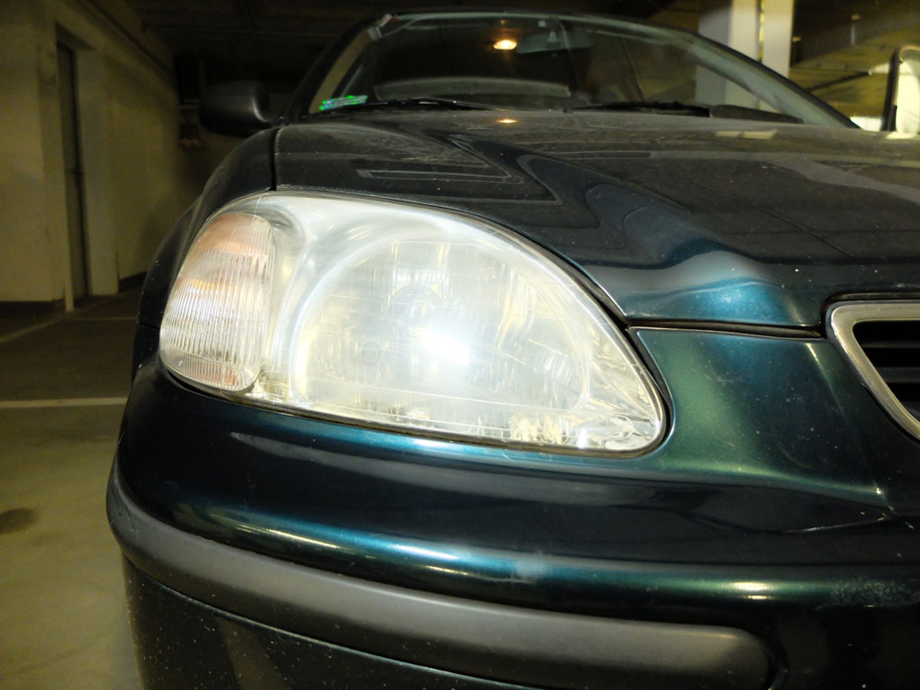 Jak wypolerować reflektor?