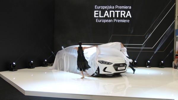 Hyundaj Elantra - premiera europejska