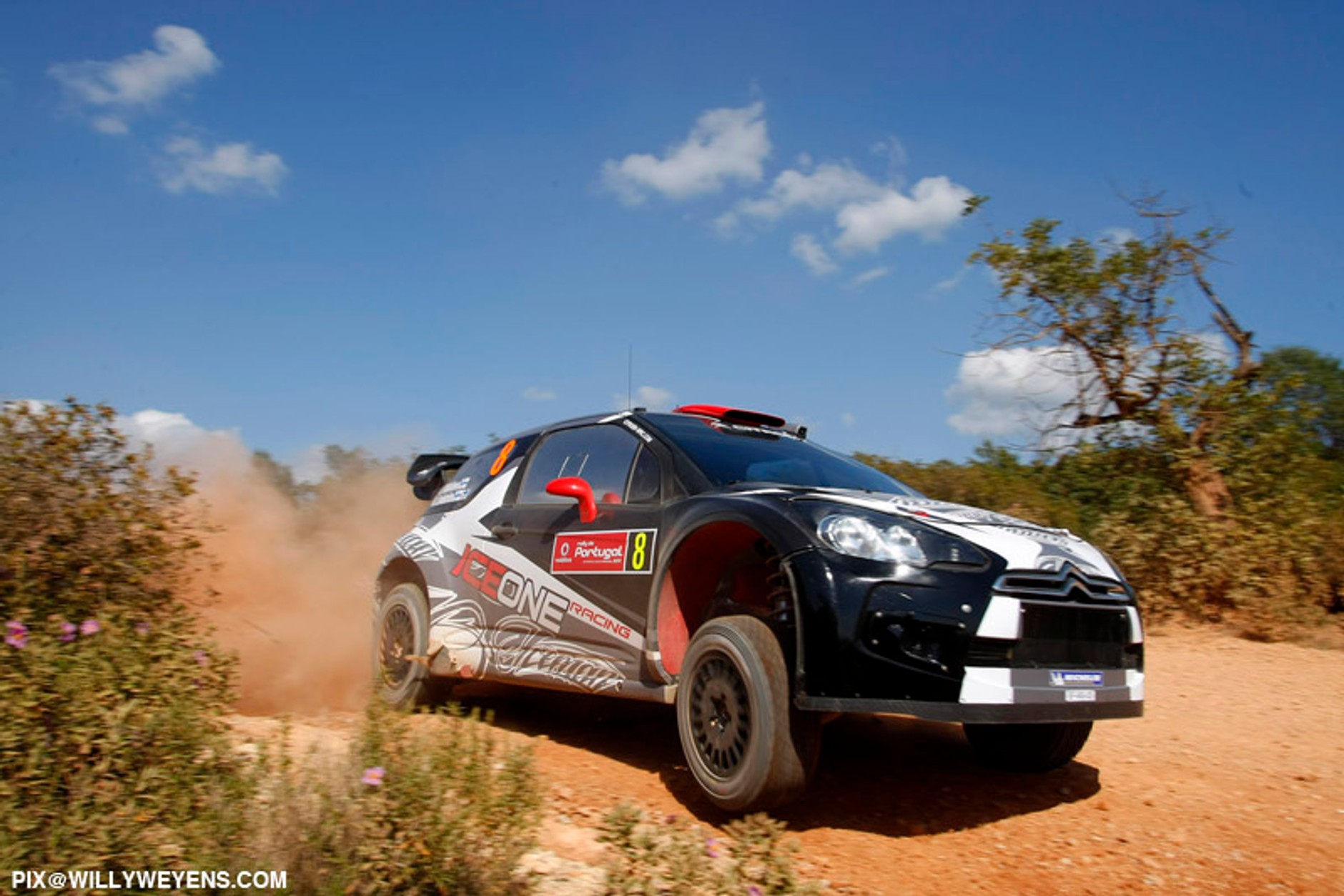 Rajd Portugalii 2011: złoty Ogier, dublet Citroena (3. etap, wyniki)