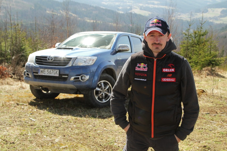 Adam Małysz testuje Toyotę Hilux
