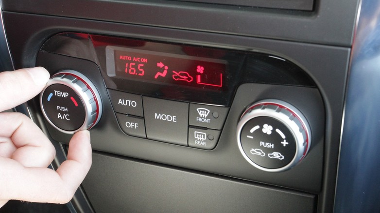 Klimatyzacja w samochodzie - regulacja temperatury