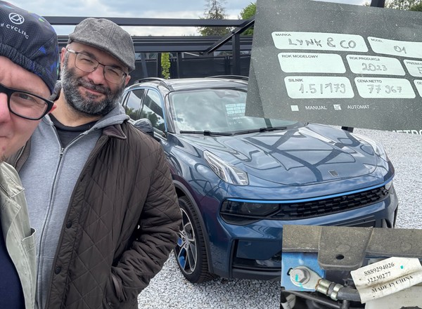 Pojechaliśmy do komisu po chińskiego SUV-a premium po "subskrypcji". Mały przebieg, dobra cena. Okazja?