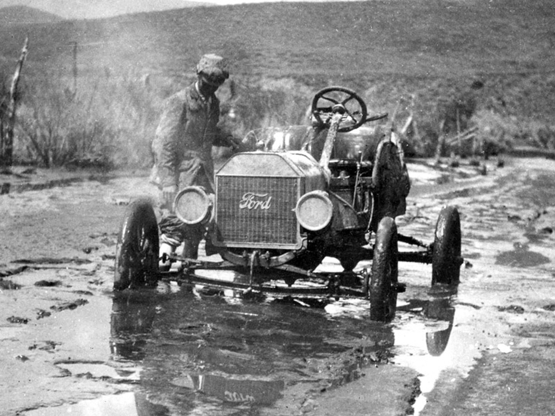 Ford Model T ma sto lat, na zlot przyjechało 750 (fotogaleria)