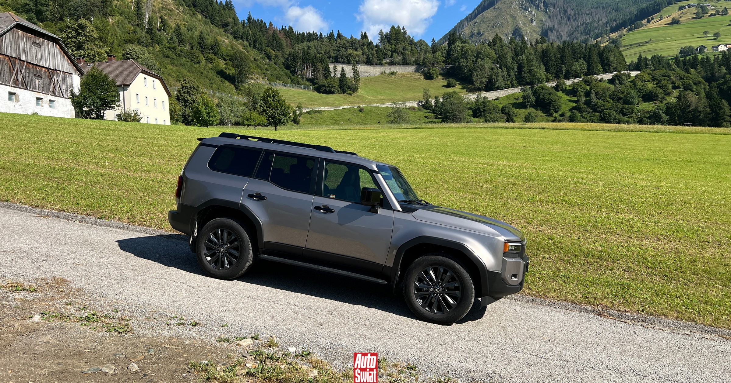 Toyota Land Cruiser — terenowa legenda w nowoczesnym wydaniu. Sprawdziłem ją na dystansie ponad 2,5 tys. km