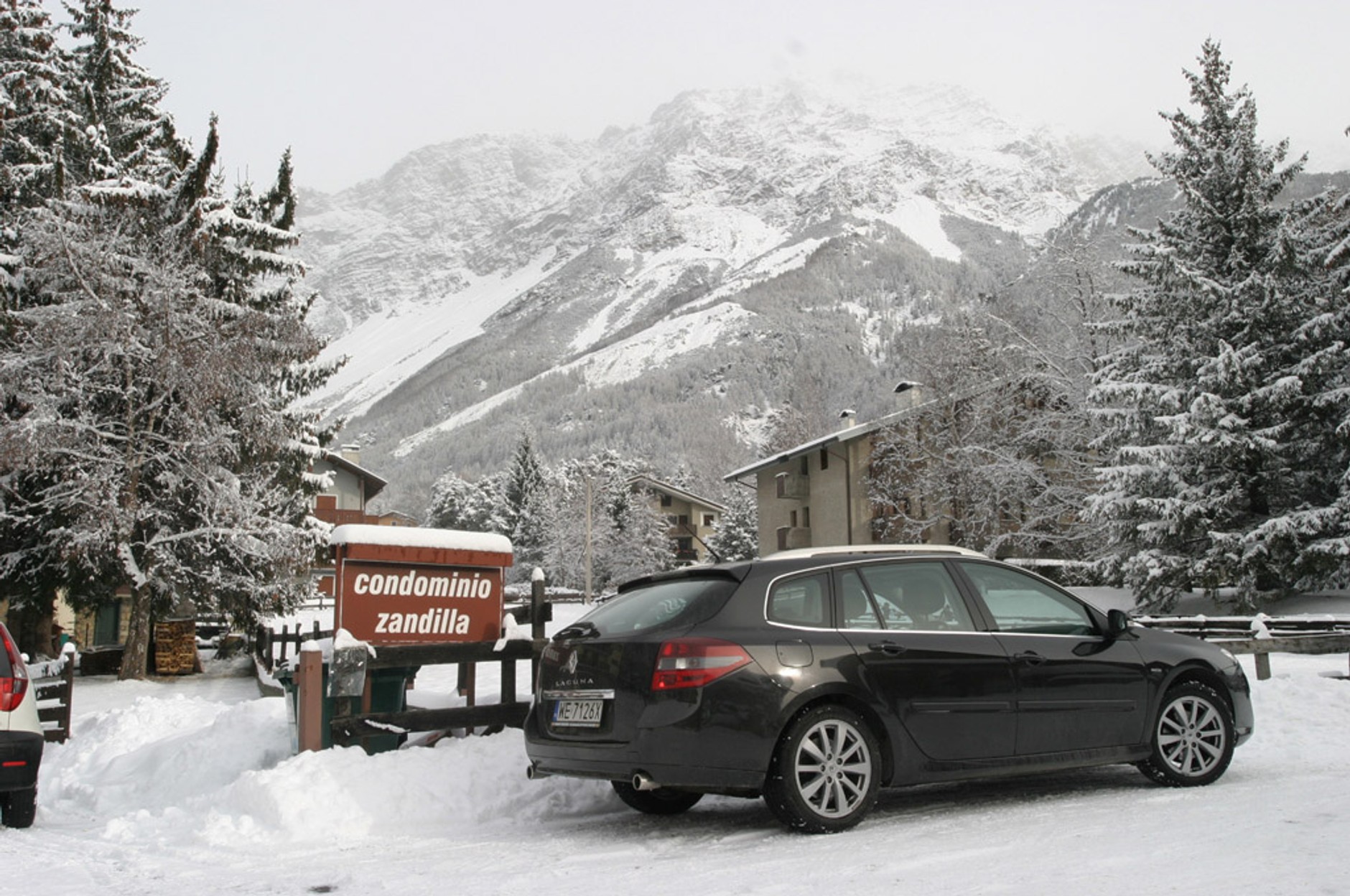 Renault Laguna 2.0 dCi: nie zwalnia tempa