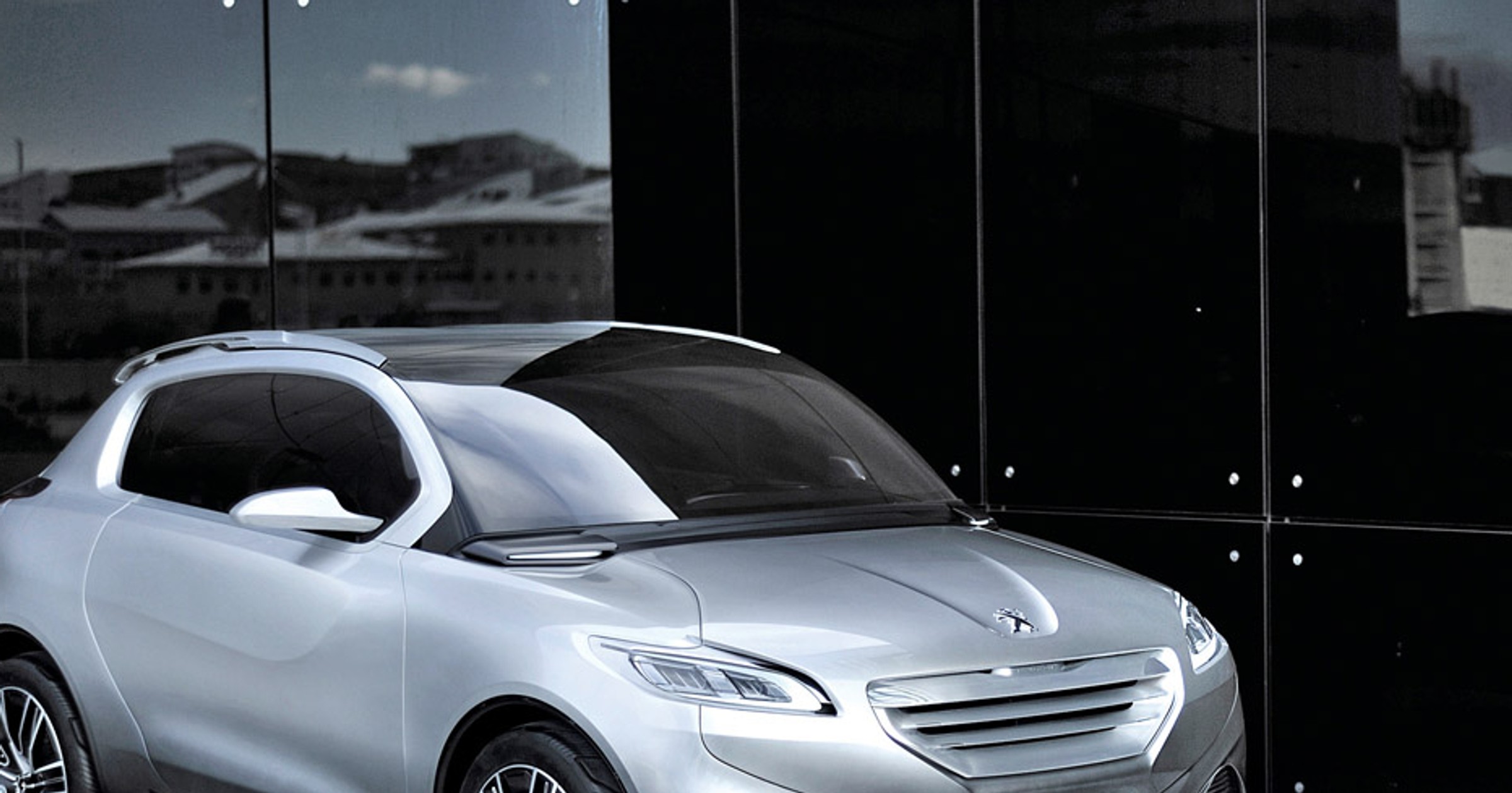 Peugeot HR1: Benzynowa hybryda z Francji
