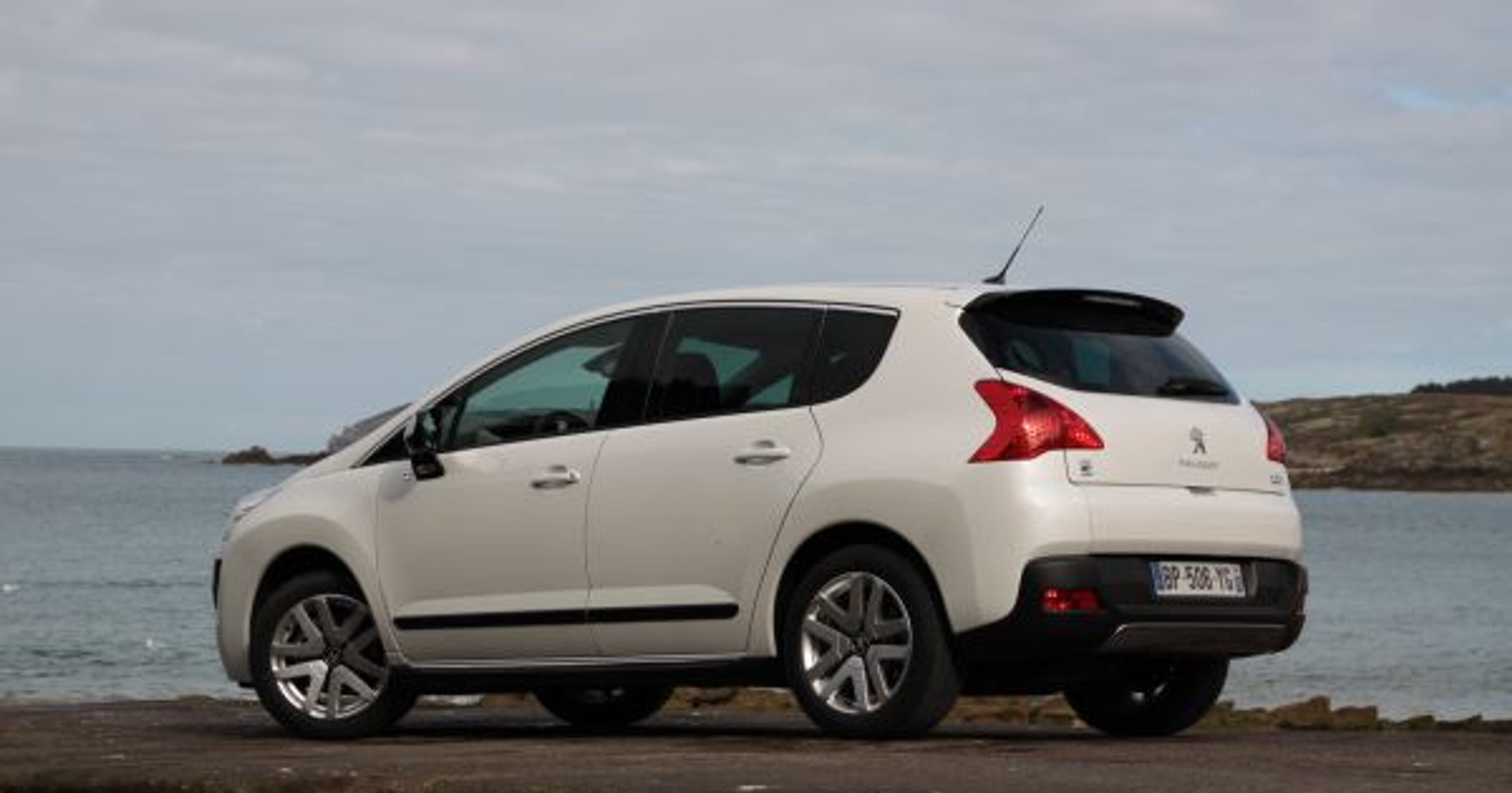 Peugeot 3008 HYbrid4