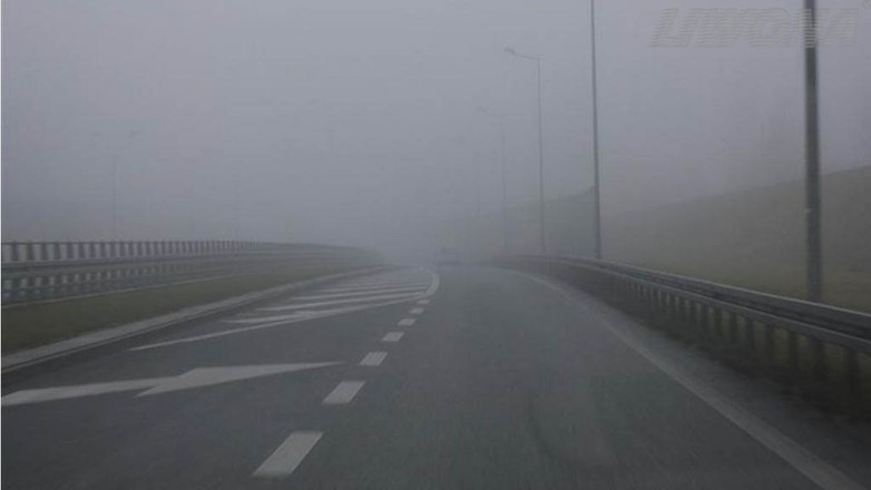 Pytania na prawo jazdy: oświetlenie we mgle