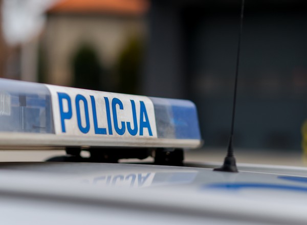 Jak rozpoznać policyjne samochody? Wystarczy spojrzeć na tablice rejestracyjne