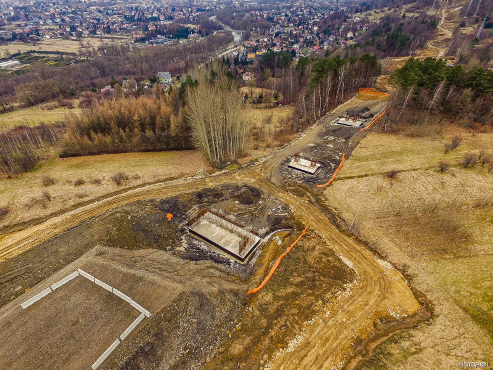 Droga S1. Rozpoczęto drążenie tuneli pod Baranią Górą