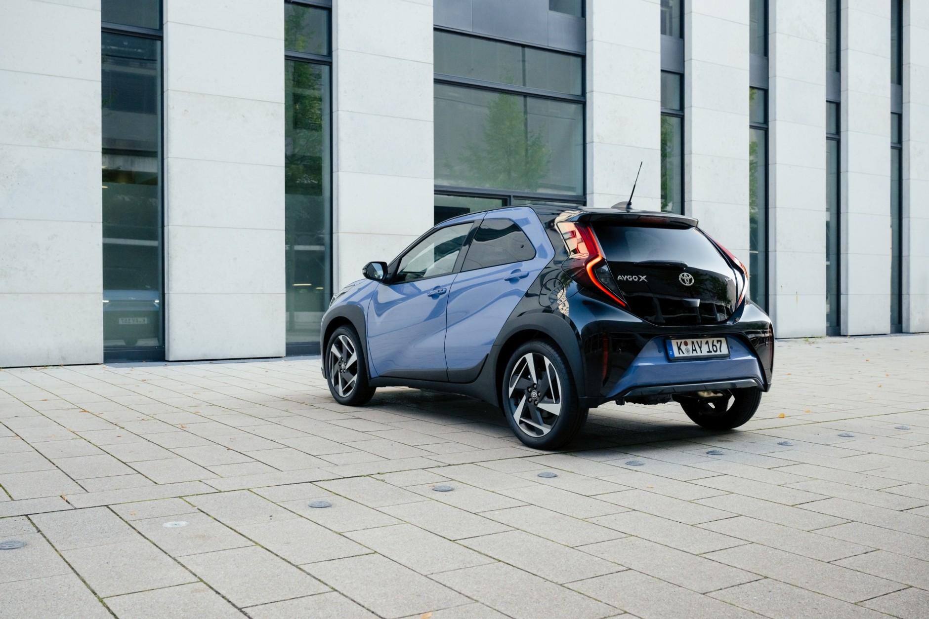 Hybrydowa Toyota Aygo X