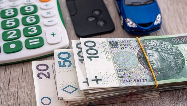Kredyt gotówkowy na zakup samochodu – czy warto?