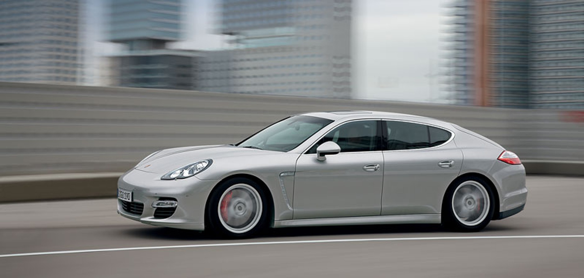 Porsche Panamera: premiera światowa w Szanghaju (informacje, nowe zdjęcia, tapety)