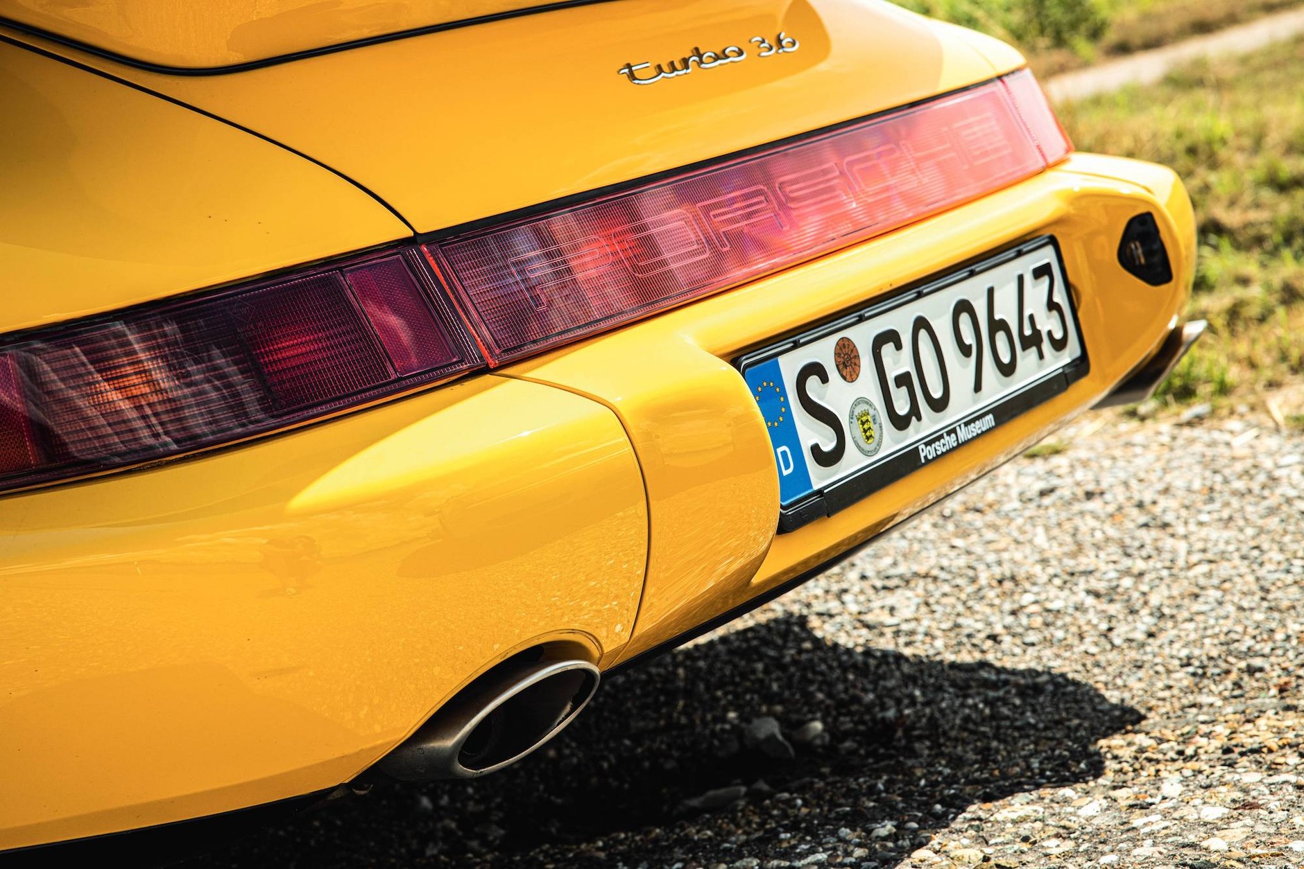 Porsche 911 Turbo (965)