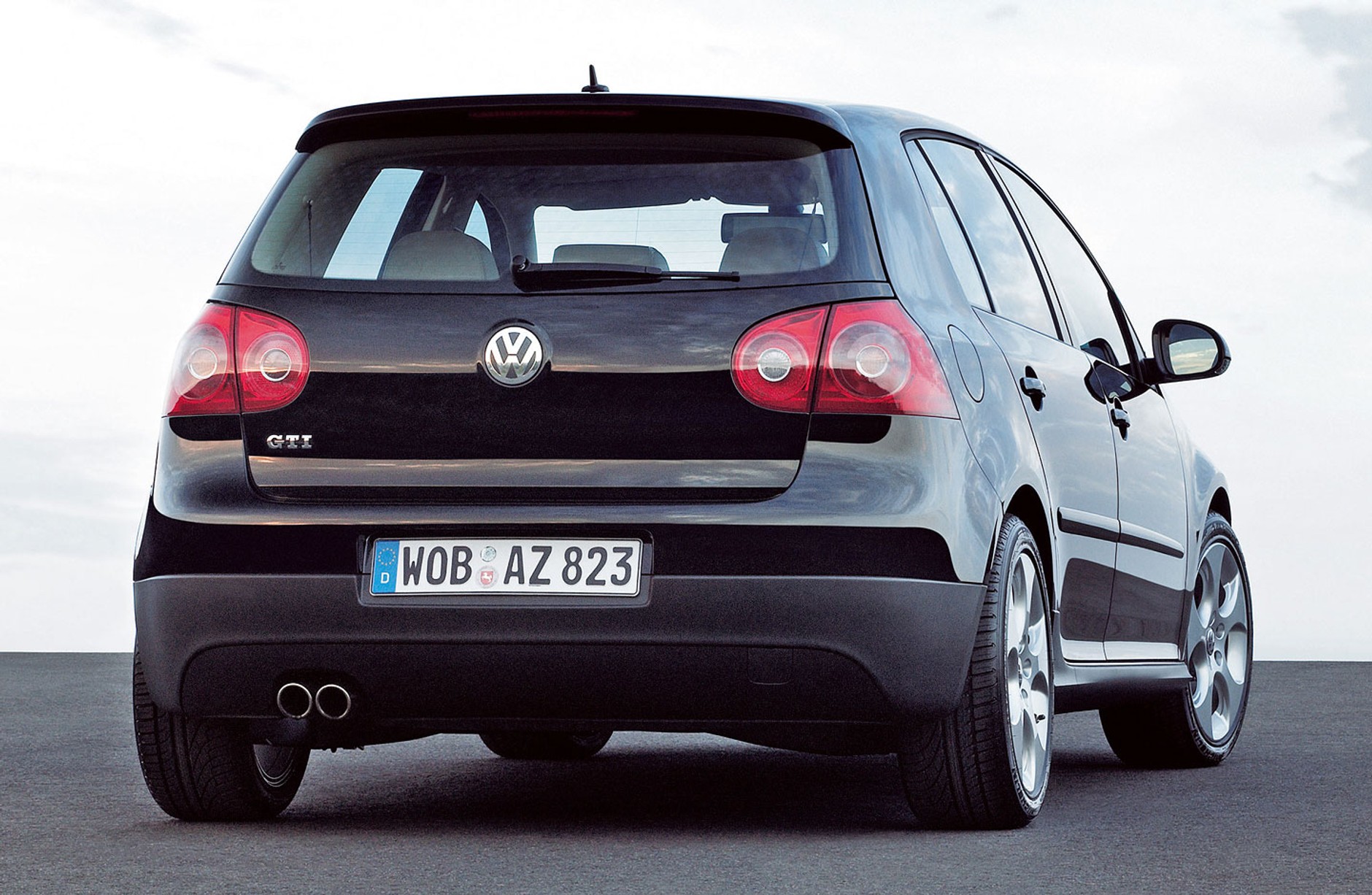 Volkswagen Golf GTI MK5 (2004)