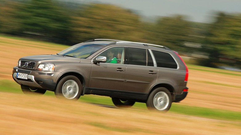 Volvo XC90: za ładny, by po prostu wjechać nim w błoto