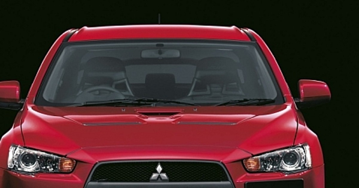 Mitsubishi Lancer Evo X z dwoma sprzęgłami