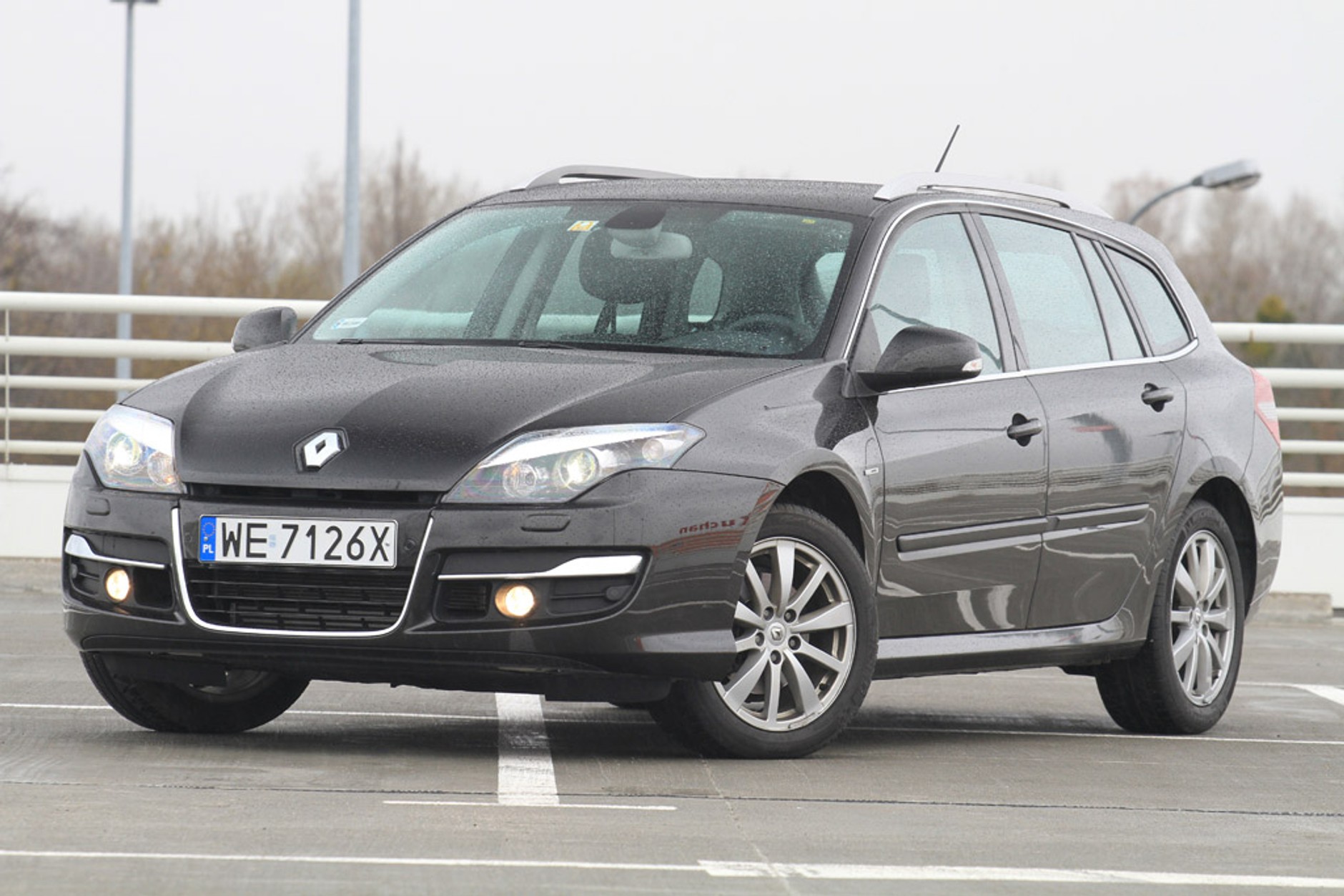 Peugeot 508 SW kontra Renault Laguna Grandtour: wybierasz styl czy funkcjonalność?