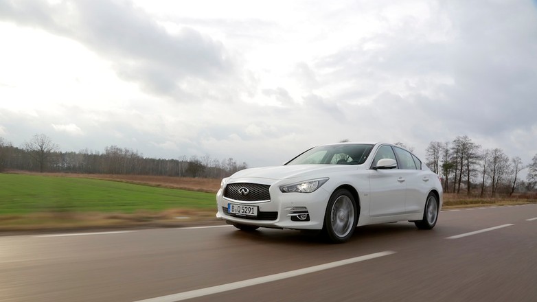 Test Infiniti Q50 2.2d Premium