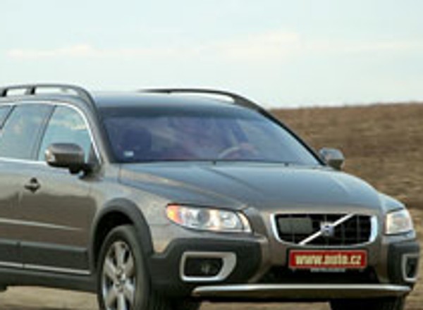 Volvo XC70 D5 - świetlany prześwit i przyszłość
