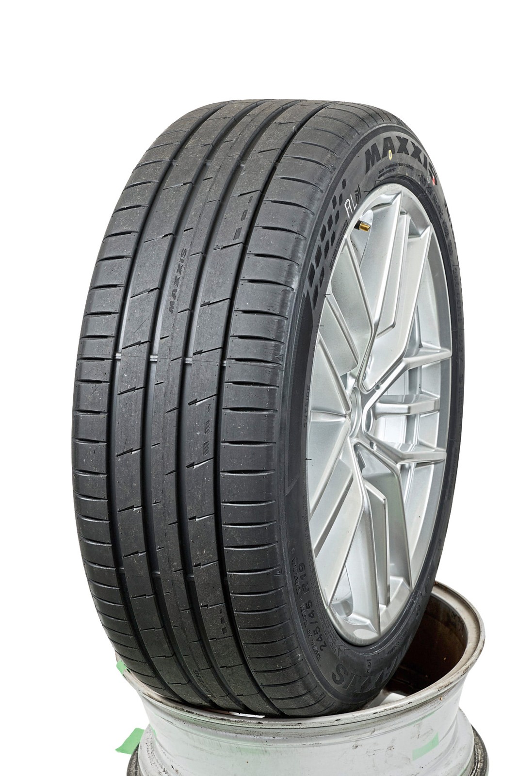 Maxxis