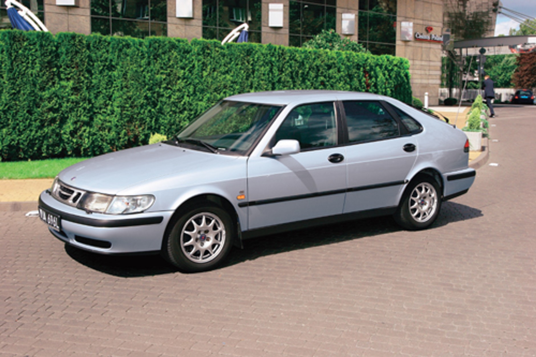 Saab 9-3 - Szwed z obcym paszportem
