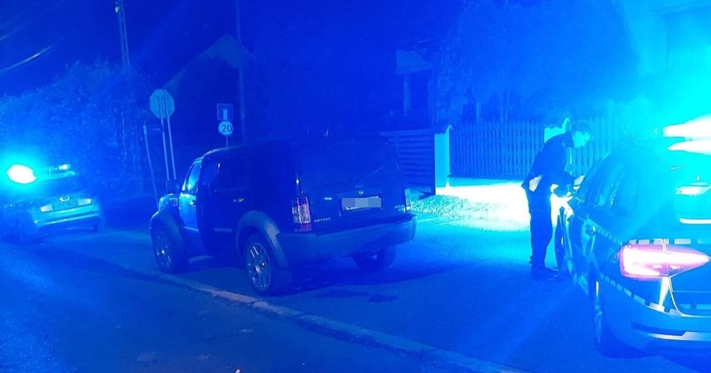 Kierowca porzucił rodzinę na autostradzie A4. Policja szybko odkryła przyczynę