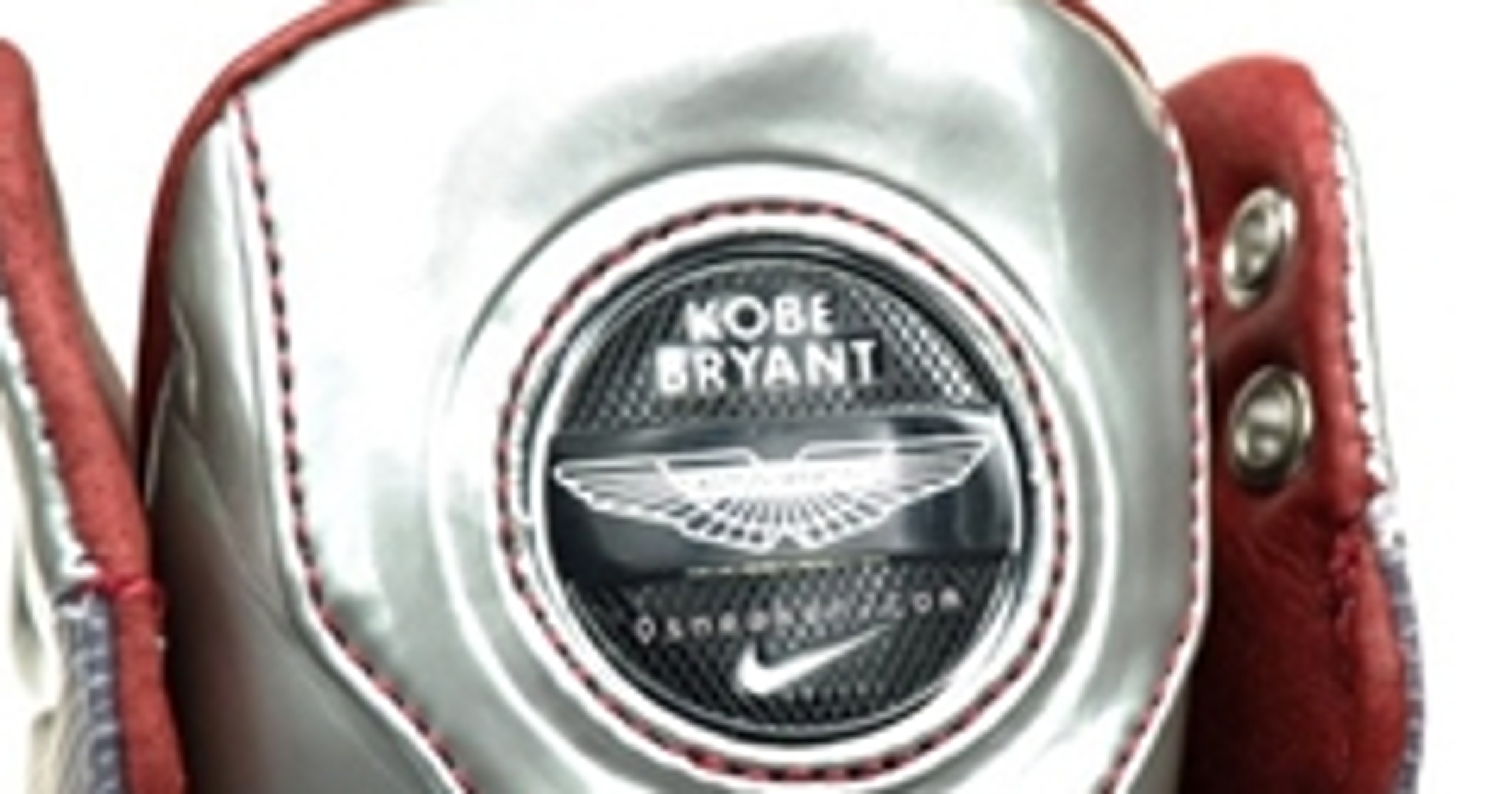 Aston Martin uszył buty dla Kobe Bryanta