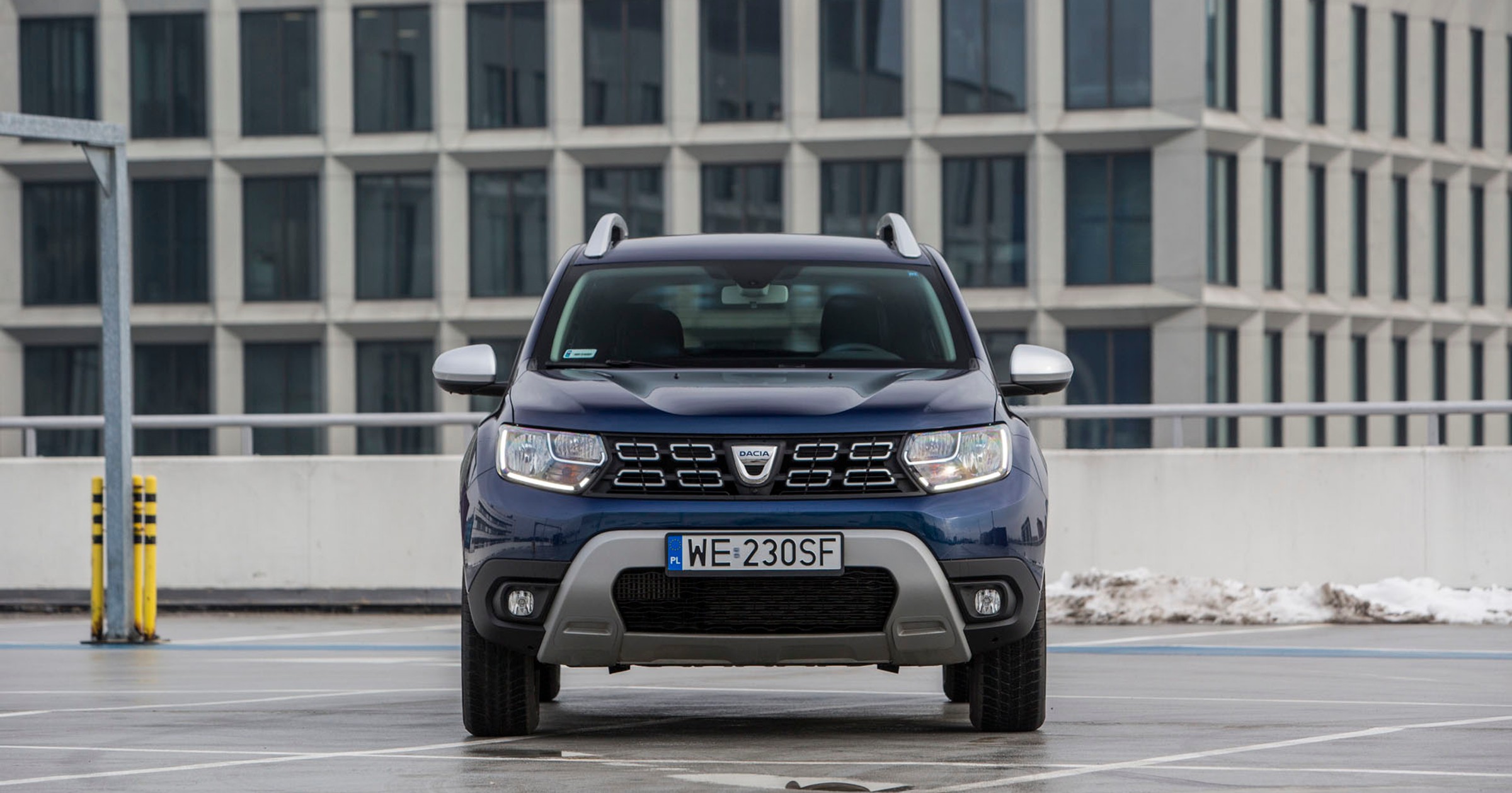 Dacia Duster kontra Mitsubishi ASX - który SUV za 80 000 zł będzie lepszym wyborem