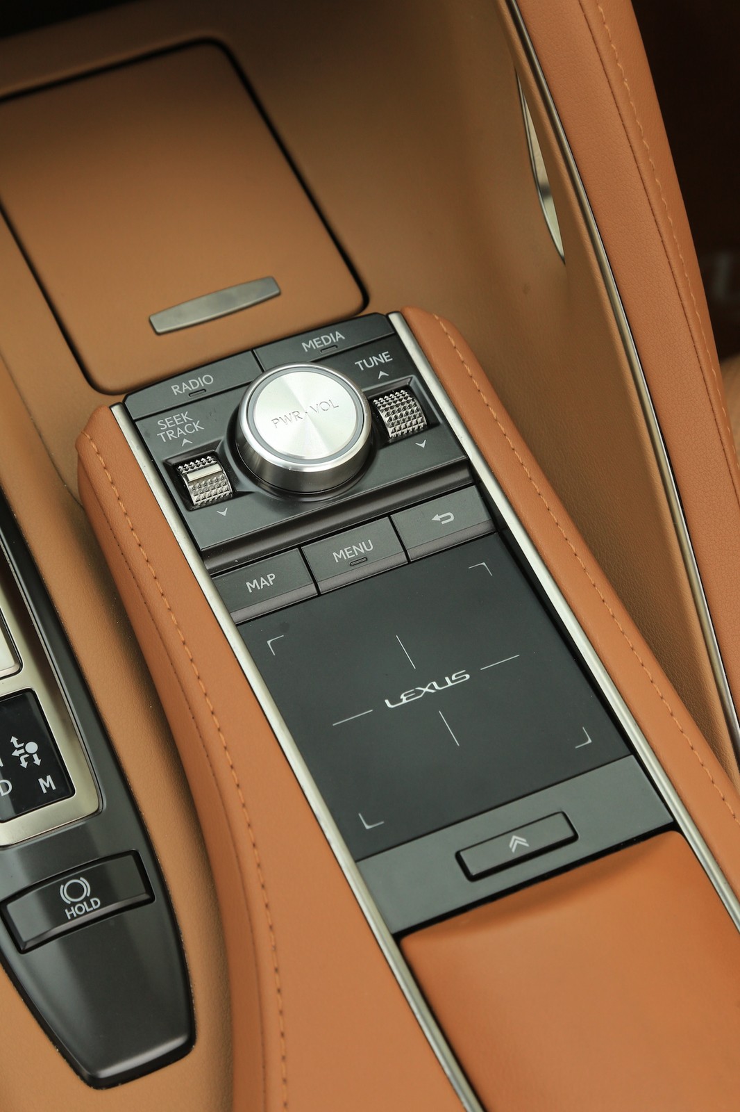 Lexus LC 500 Convertible (2021)