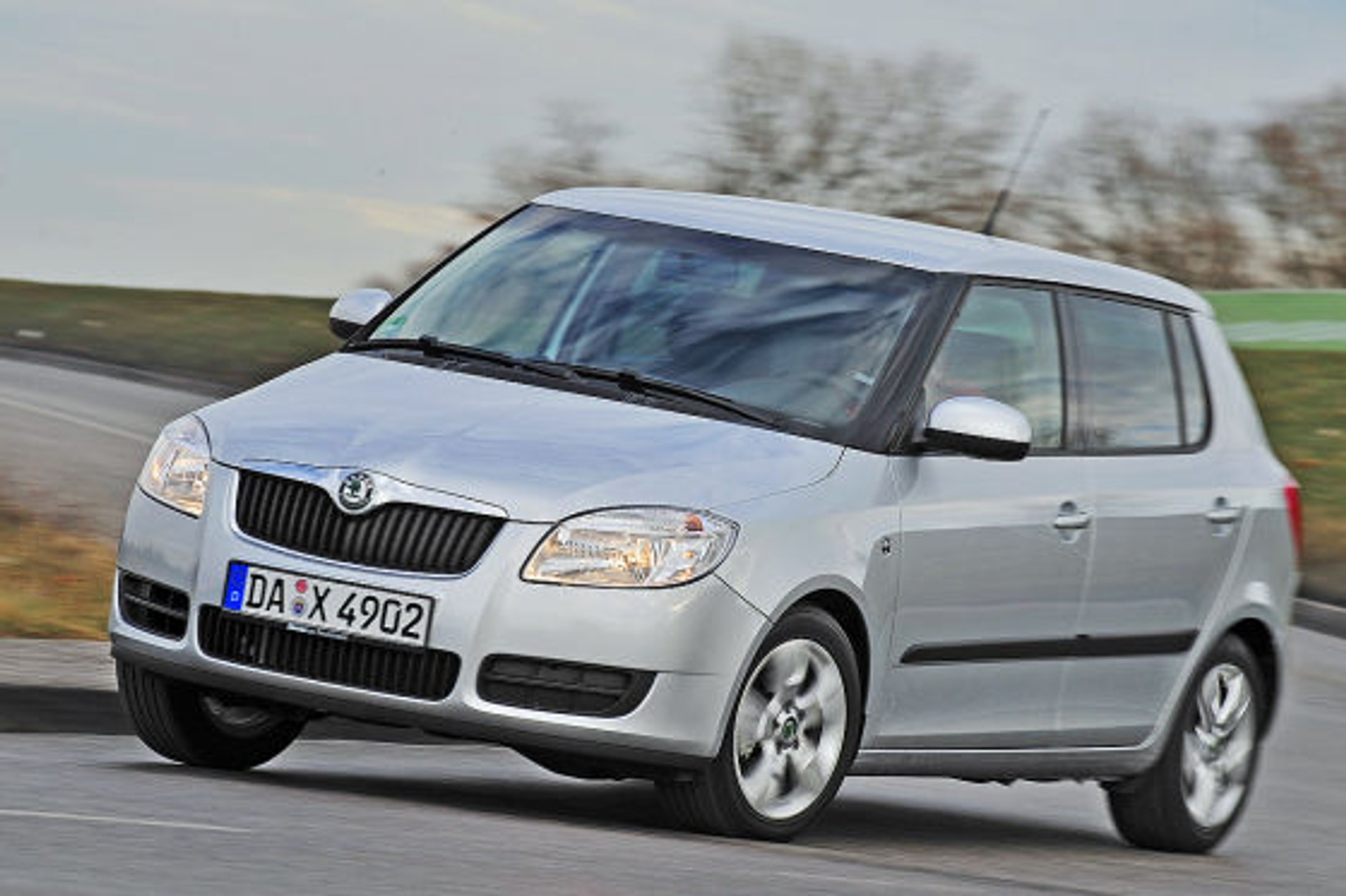 Skoda Fabia 1.2 HTP Classic: małe auto, 1,2 l benzyna (60 KM), droga hamowania w teście: 40,6 metrów.