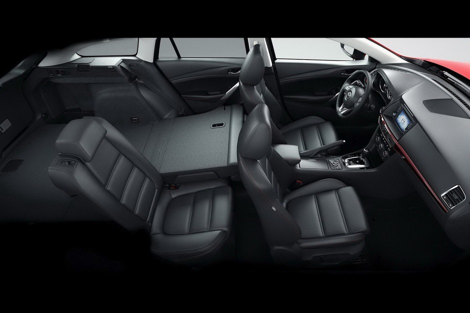 Wiemy jak jeździ nowa Mazda 6: nareszcie ma to coś!