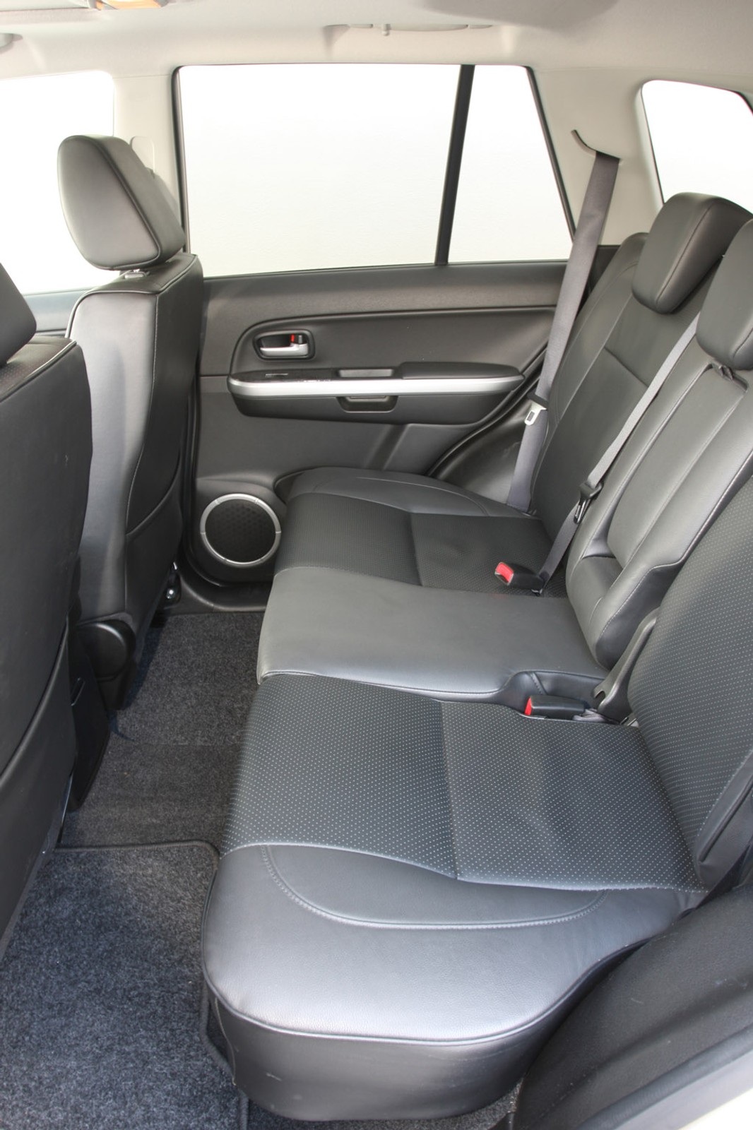 Suzuki Grand Vitara: SUV, co się terenu nie boi