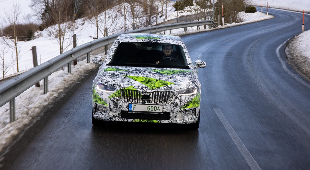 Skoda Fabia 4 – zamaskowana