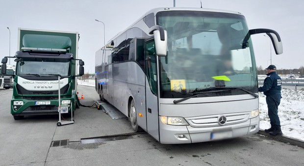 Masowe kontrole autokarów. Tym razem nie sprawdził się czarny scenariusz