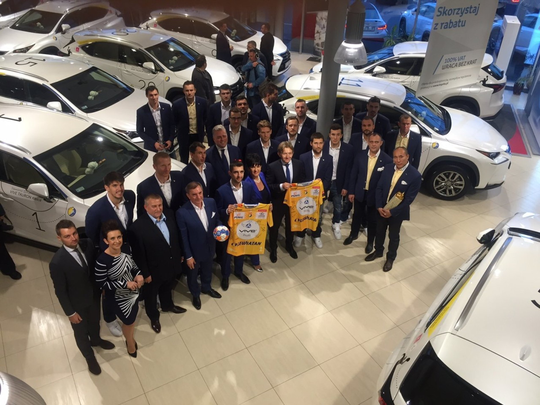 Lexusy dla ligowych szczypiornistów